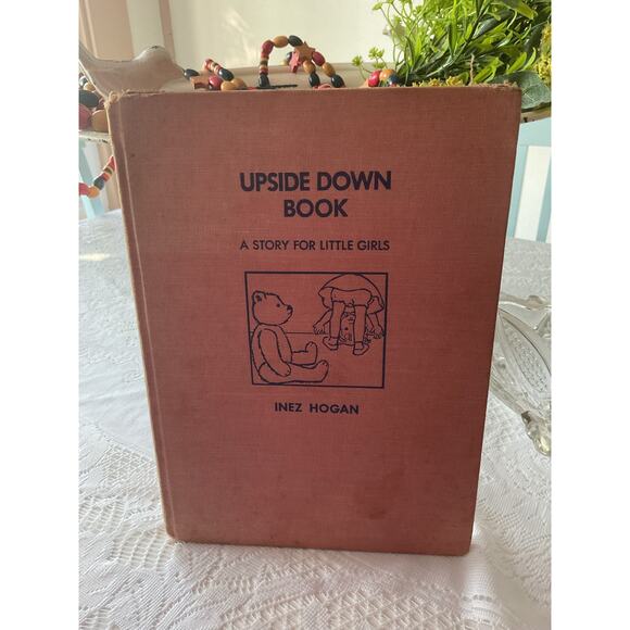 1955 Hardback “Upside Down Book” by Inez Hogan - Picture 1 of 11